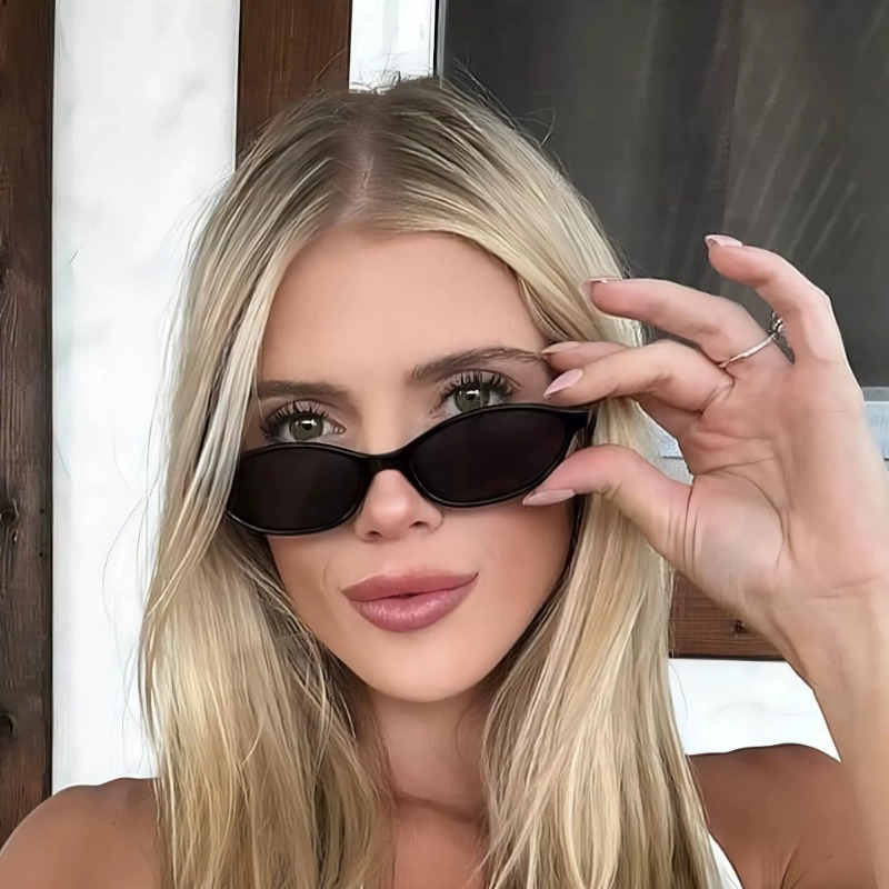 نظارات شمسية صغيرة بيضاوية الش - مراجعة Women'S Fashion Reading Glasses وسعره