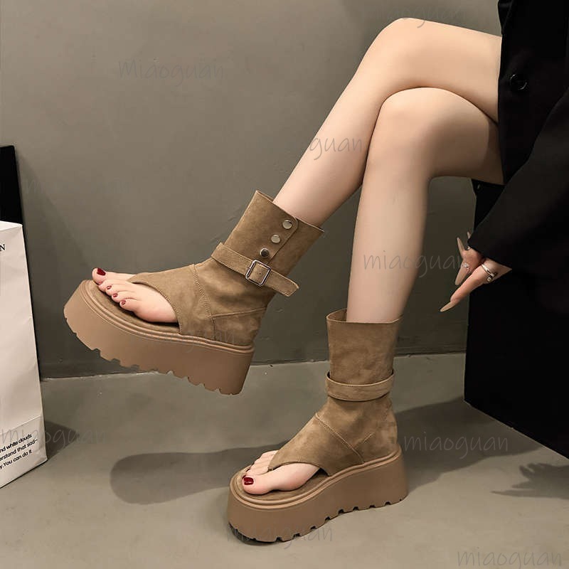 أحذية نسائية قصيرة بنعل سميك ب - مراجعة Women'S Fashion Trends Spring 2026 وسعره