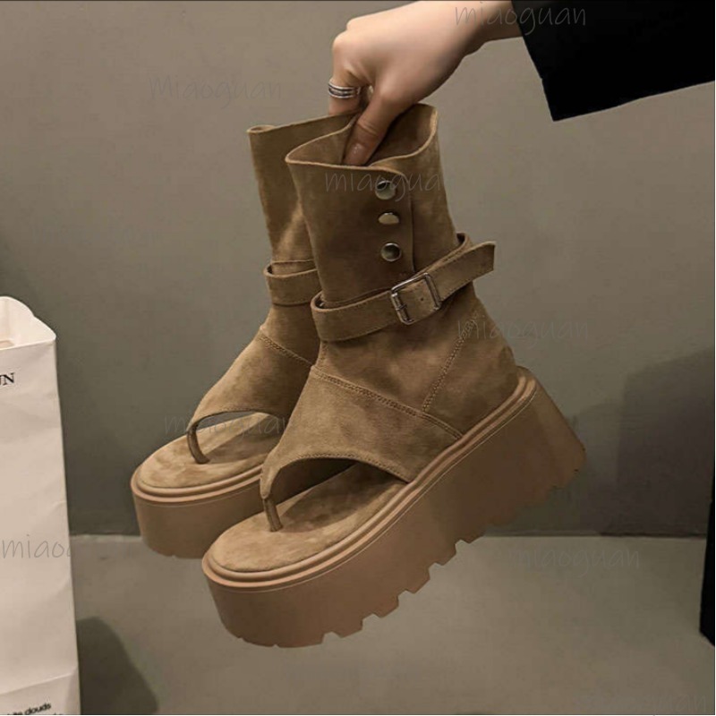 أحذية نسائية قصيرة بنعل سميك ب - مراجعة Women'S Fashion Trends Spring 2026 وسعره
